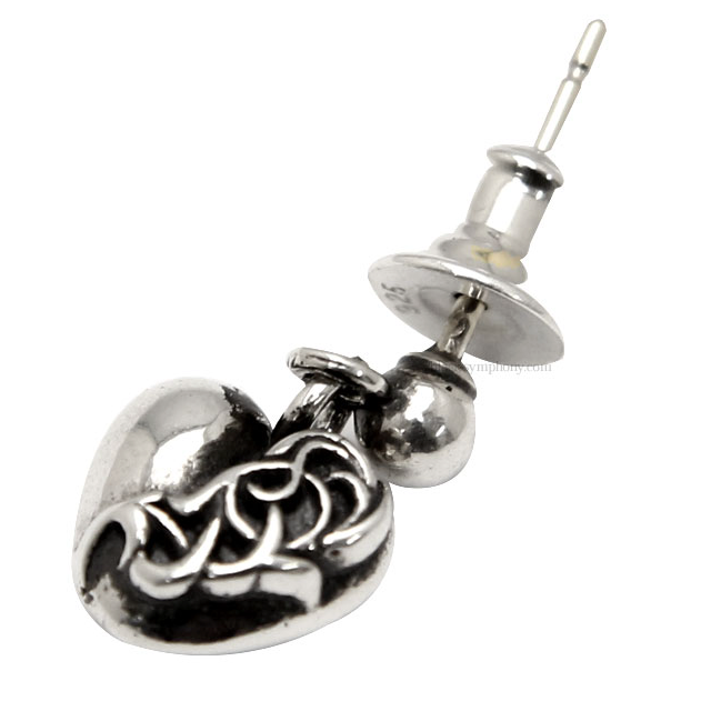 【新品未使用】Heart Drop Earring