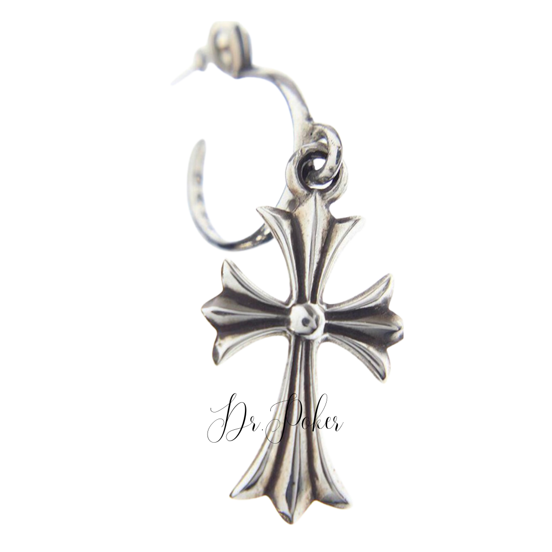 【新品未使用】Tiny CH Cross Hoop Earring