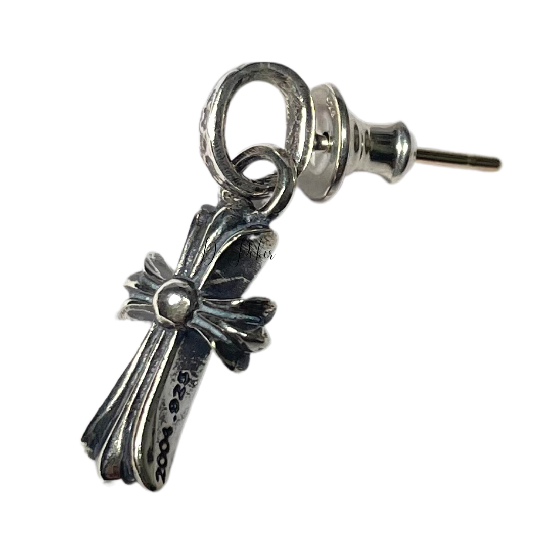 【新品未使用】Baby Fat Cross Earring