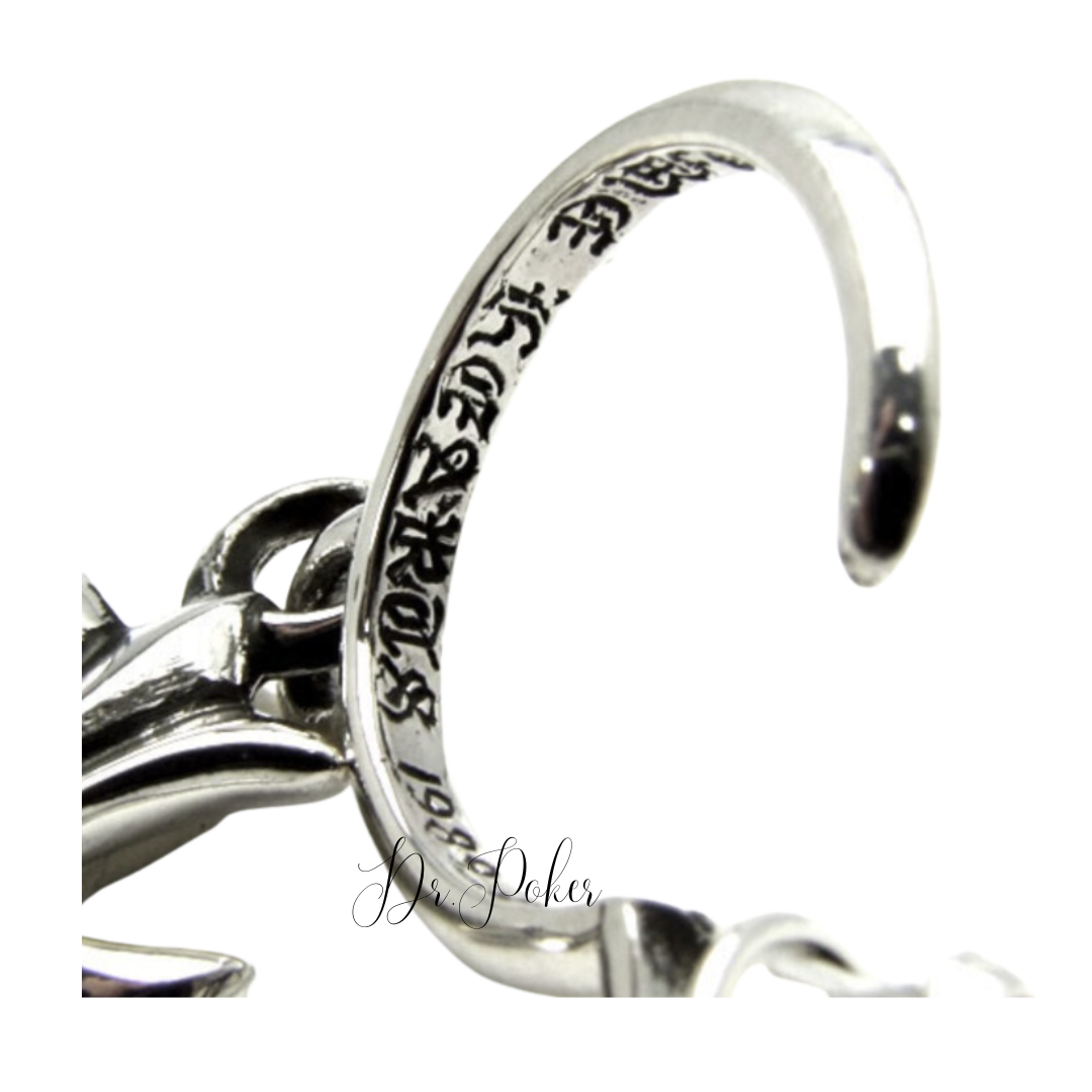 【新品未使用】Tiny CH Cross Hoop Earring